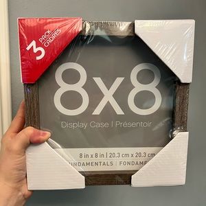 BNWT 3 set shadow box